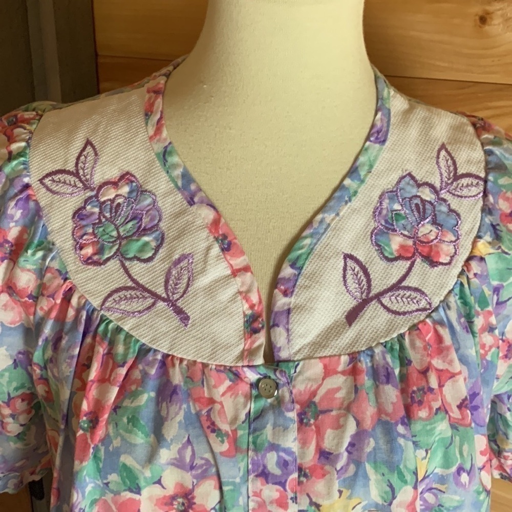 Vintage Morning News floral print house coat Size large - Picture 7 of 10